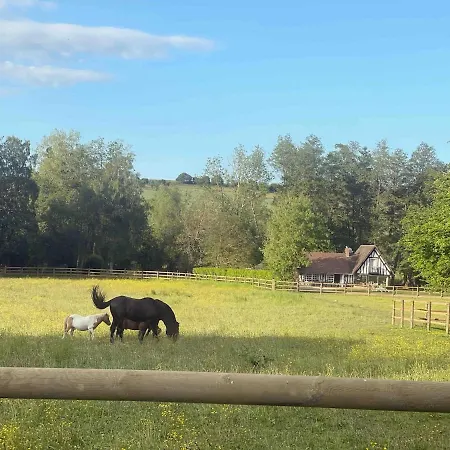De L'yeres A - Peche Privee - Accueil 