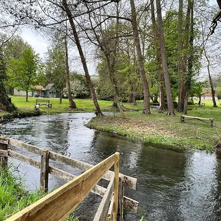 Dom wakacyjny De L'yeres A - Peche Privee - Accueil 